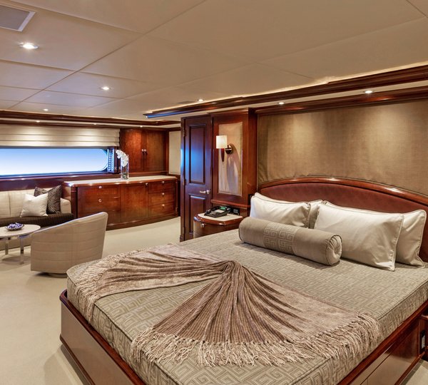 Glaze Yacht Charter Details, Trinity Yachts 